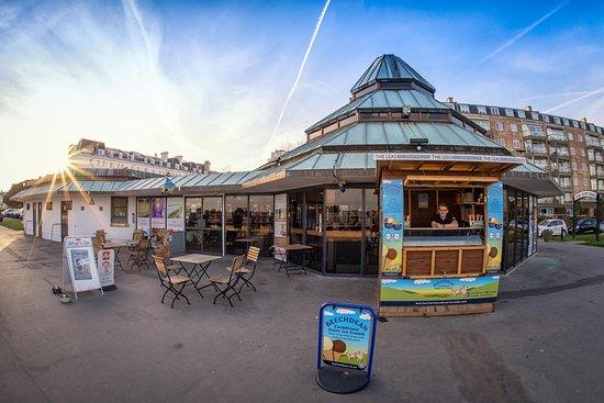 Leas Cliff Hall Cafe Bar
