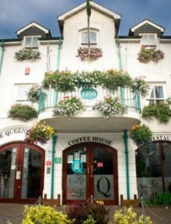 The Queens Hall
