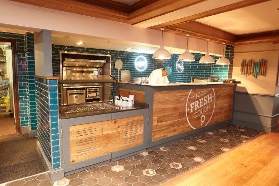Moorlands Stonehouse Pizza & Carvery