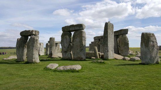 Stonehenge public footpath