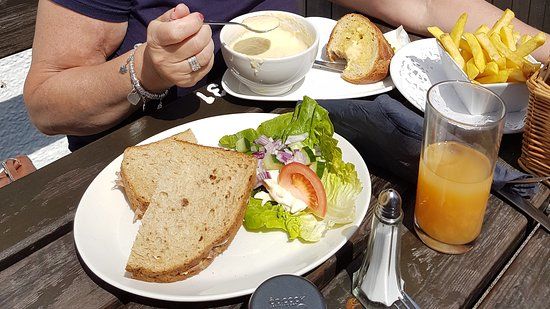 Black Bull Inn Restaurant